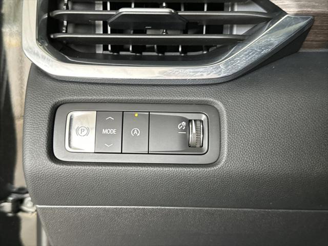 2026 GMC Acadia Denali FWD
