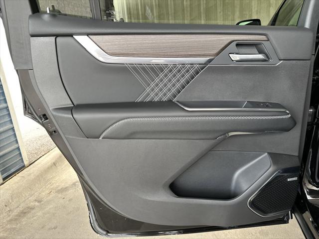 2026 GMC Acadia Denali FWD
