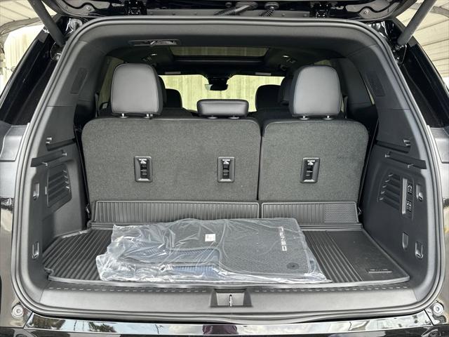 2026 GMC Acadia Denali FWD