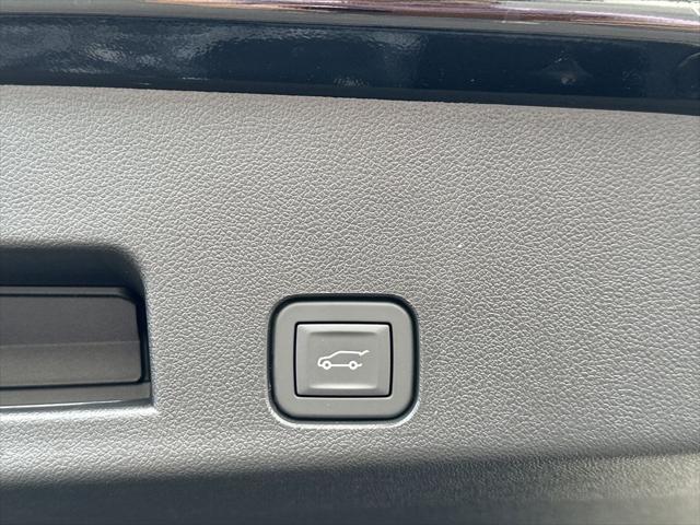2026 GMC Acadia Denali FWD
