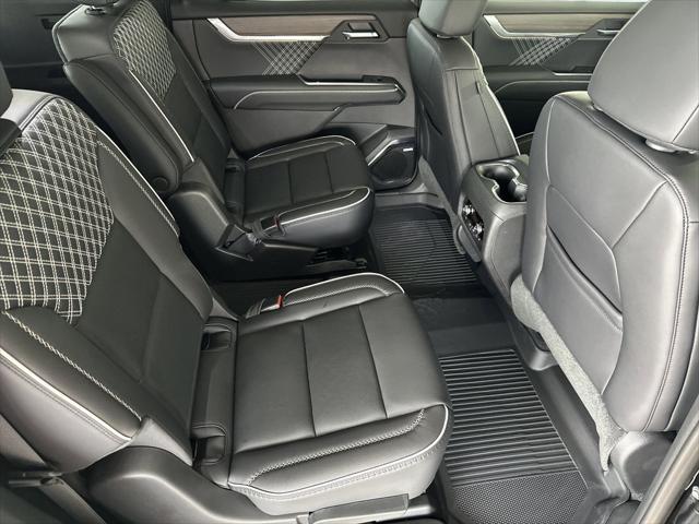 2026 GMC Acadia Denali FWD