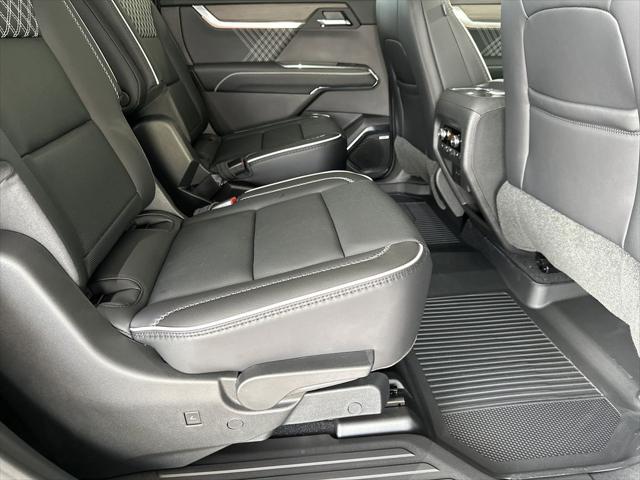 2026 GMC Acadia Denali FWD