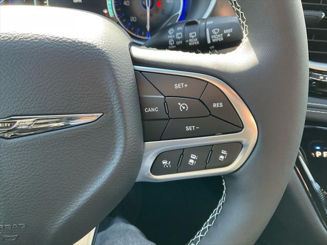 2026 Chrysler Pacifica Select AWD