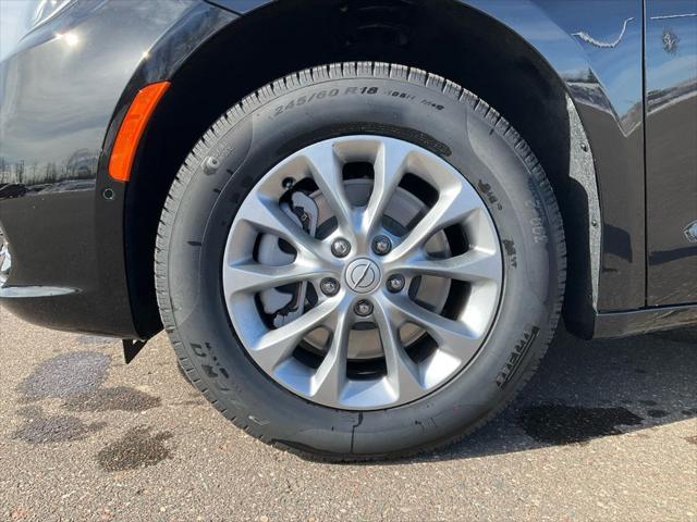 2026 Chrysler Pacifica Select AWD