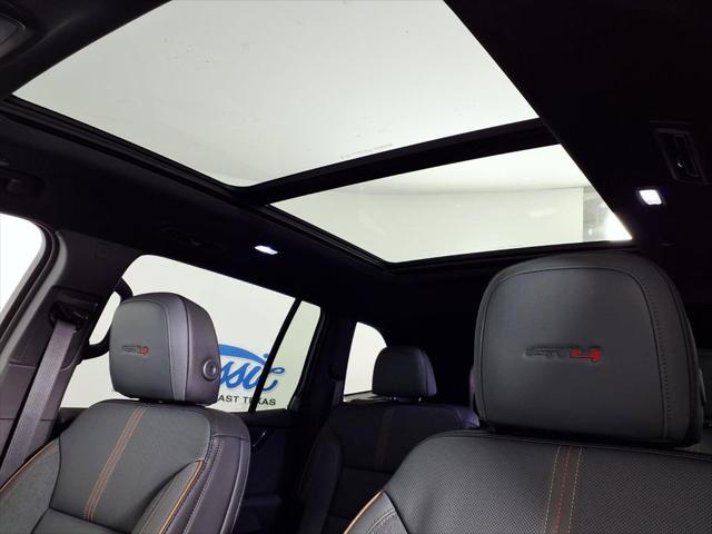 2026 GMC Acadia AT4 AWD
