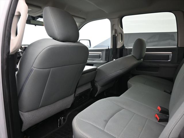 2018 Ram 1500 SLT Crew Cab 4x4 5'7" Box