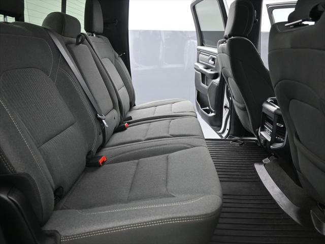2021 Ram 1500 Big Horn Crew Cab 4x4 5'7" Box