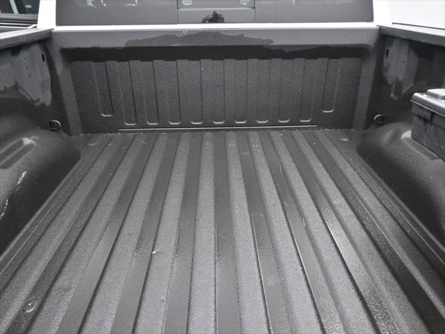 2021 Ram 1500 Big Horn Crew Cab 4x4 5'7" Box