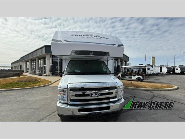 2026 Ford E-450 Cutaway Unknown