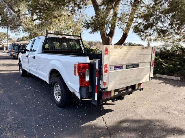 2017 Ford F-250 XLT 4x2 4dr Crew Cab 8 ft. LB Pickup