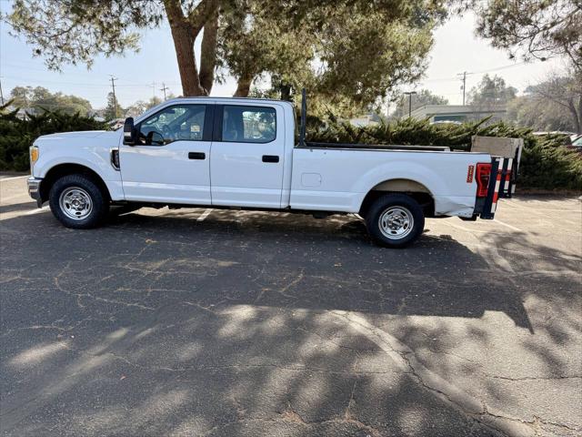2017 Ford F-250 XLT 4x2 4dr Crew Cab 8 ft. LB Pickup