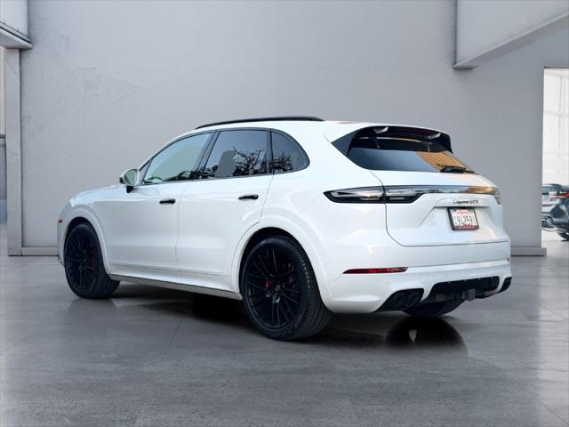 2021 Porsche Cayenne GTS