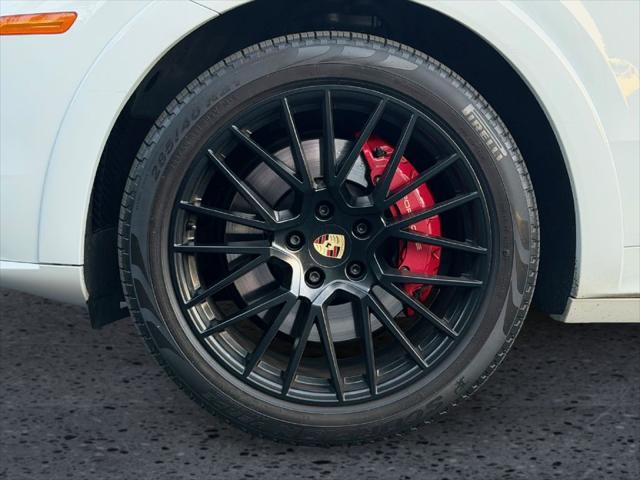 2021 Porsche Cayenne GTS