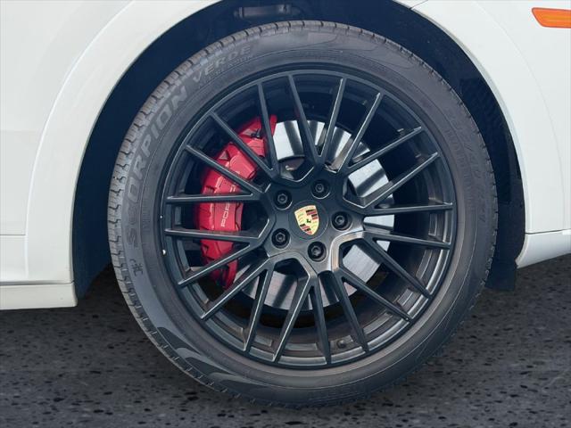 2021 Porsche Cayenne GTS