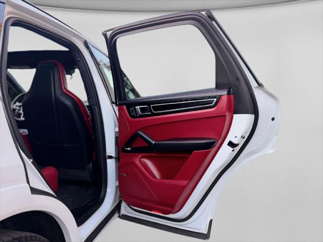 2021 Porsche Cayenne GTS