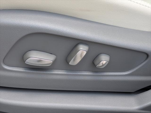 2026 Cadillac XT5 Premium Luxury FWD