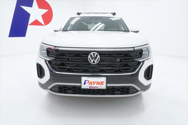 2026 Volkswagen Atlas Cross Sport SE with Technology