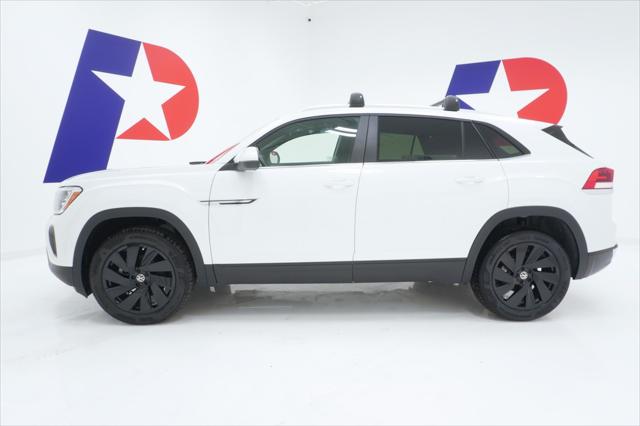 2026 Volkswagen Atlas Cross Sport SE with Technology