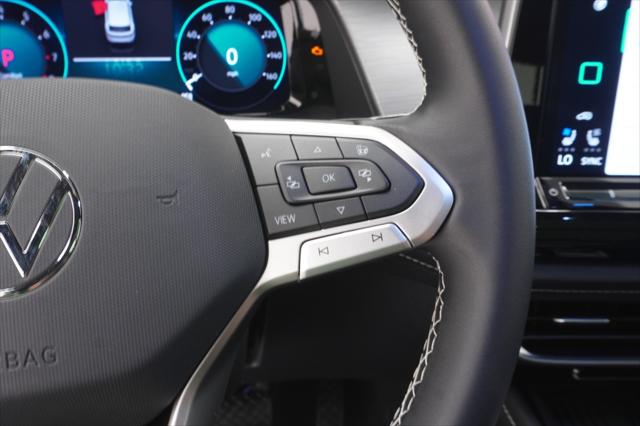 2026 Volkswagen Atlas Cross Sport SE with Technology