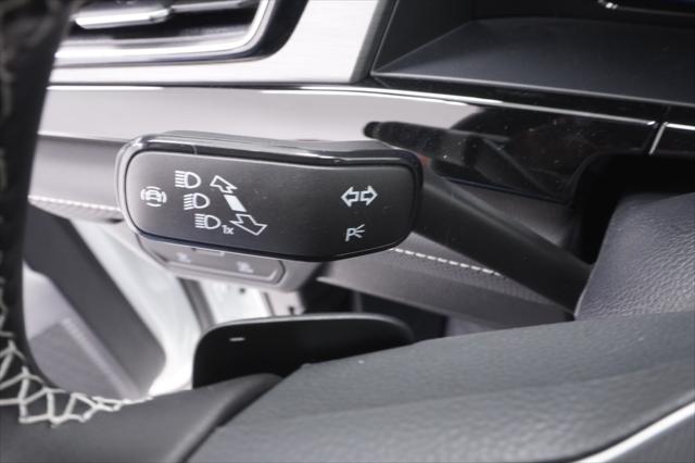 2026 Volkswagen Atlas Cross Sport SE with Technology