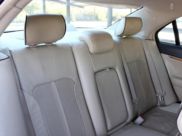 2012 Lincoln MKZ Unknown