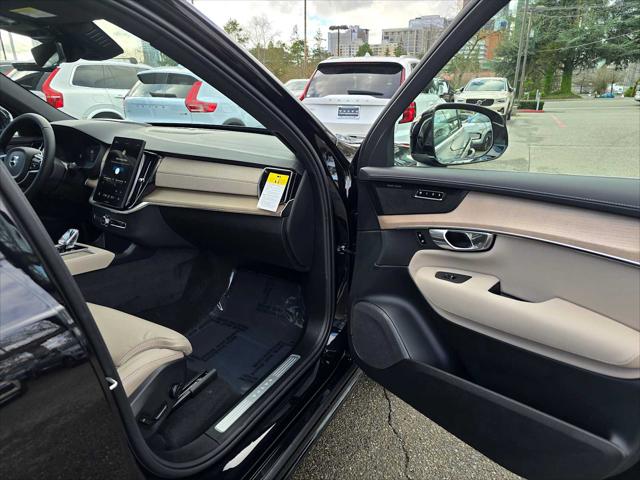 2026 Volvo XC90 Plug-In Hybrid Ultra, T8 AWD, Electric/Gasoline, Bright, 6 Seats