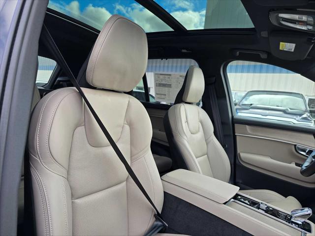 2026 Volvo XC90 Plug-In Hybrid Ultra, T8 AWD, Electric/Gasoline, Bright, 6 Seats