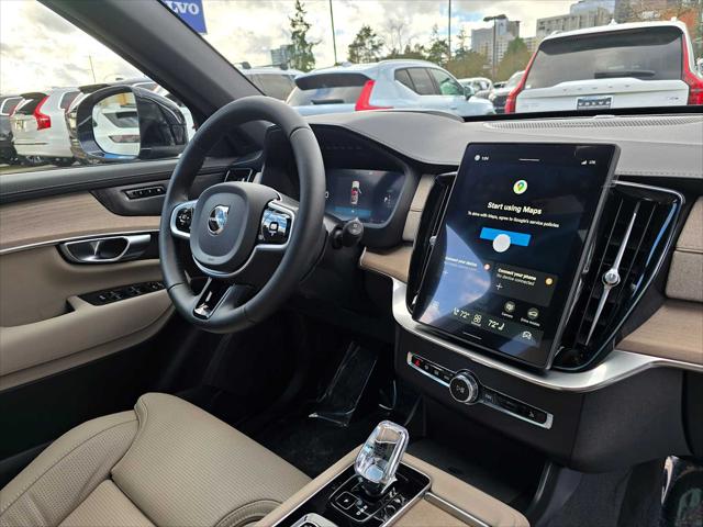 2026 Volvo XC90 Plug-In Hybrid Ultra, T8 AWD, Electric/Gasoline, Bright, 6 Seats