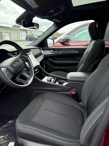 2026 Jeep Grand Cherokee Altitude 4x4