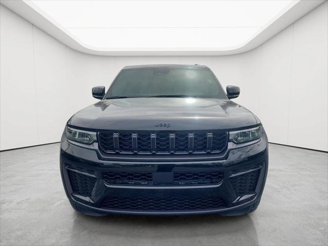 2026 Jeep Grand Cherokee GRAND CHEROKEE L LAREDO ALTITUDE 4X4