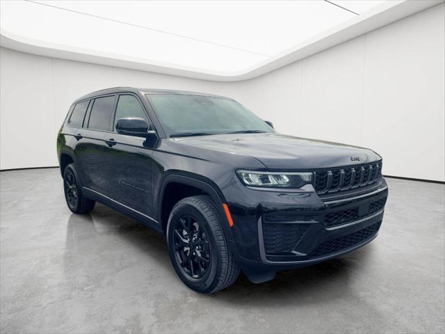 2026 Jeep Grand Cherokee GRAND CHEROKEE L LAREDO ALTITUDE 4X4