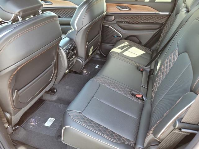 2026 Jeep Grand Cherokee Summit 4x4