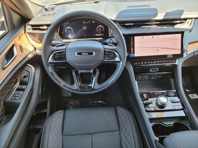 2026 Jeep Grand Cherokee Summit 4x4