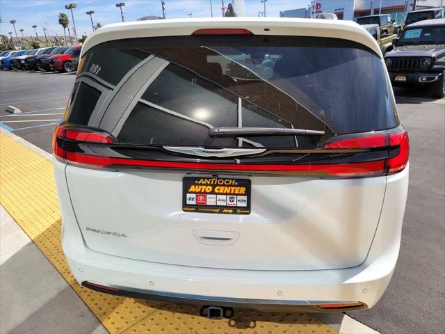 2026 Chrysler Pacifica Pinnacle