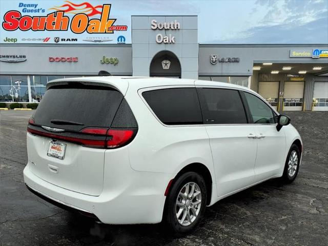 2026 Chrysler Pacifica PACIFICA SELECT