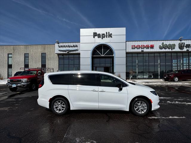 2026 Chrysler Voyager VOYAGER LX