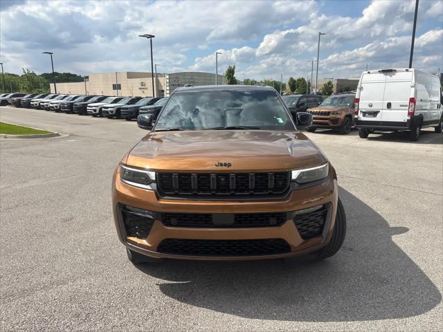 2026 Jeep Grand Cherokee GRAND CHEROKEE L SUMMIT 4X4