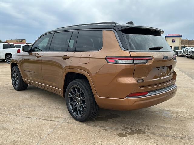 2026 Jeep Grand Cherokee Summit 4x4