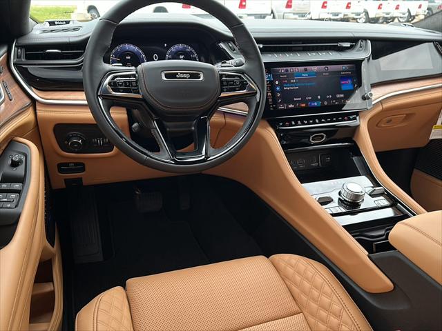 2026 Jeep Grand Cherokee Summit 4x4