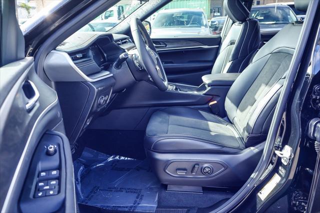 2026 Jeep Grand Cherokee L GRAND CHEROKEE L LAREDO ALTITUDE 4X4