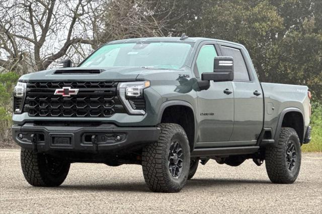 2026 Chevrolet Silverado 2500HD Crew Cab, Standard Bed, XR2, 4WD