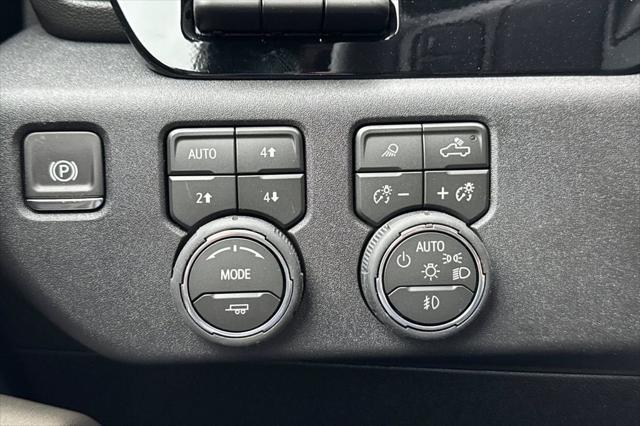 2026 Chevrolet Silverado 2500HD Crew Cab, Standard Bed, XR2, 4WD