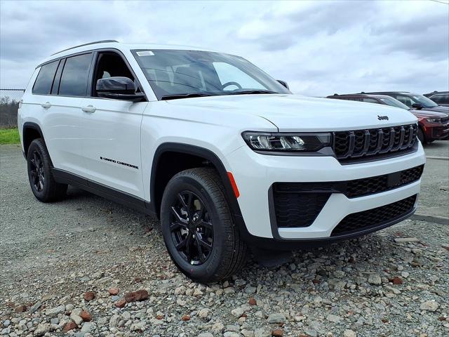 2026 Jeep Grand Cherokee GRAND CHEROKEE L LAREDO ALTITUDE 4X4