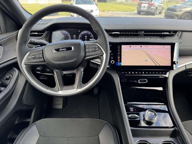 2026 Jeep Grand Cherokee GRAND CHEROKEE L LAREDO ALTITUDE 4X4 2026 Jeep Grand Cherokee GRAND CHEROKEE L LAREDO ALTITUDE 4X4