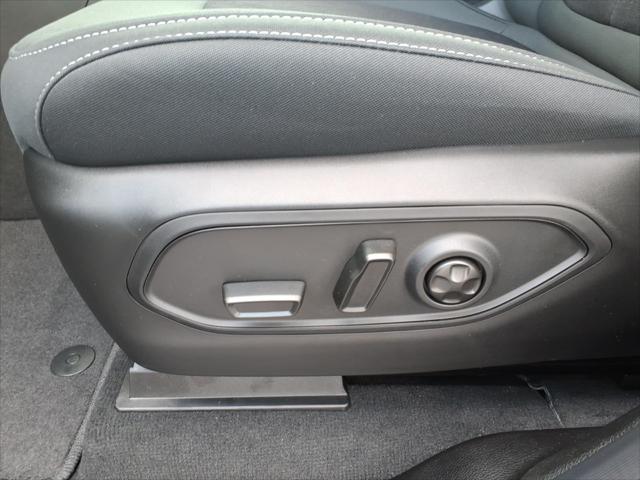 2026 Jeep Grand Cherokee Altitude 4x2