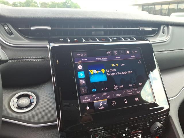 2026 Jeep Grand Cherokee Altitude 4x2