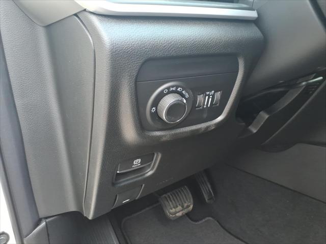 2026 Jeep Grand Cherokee Altitude 4x2