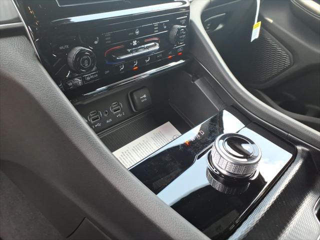 2026 Jeep Grand Cherokee Altitude 4x2