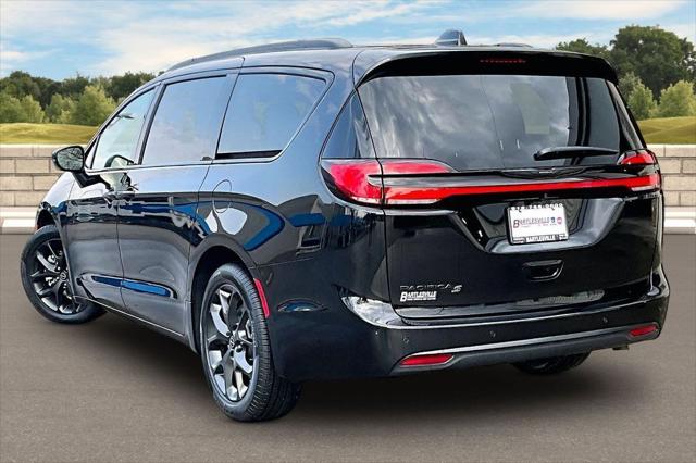 2026 Chrysler Pacifica PACIFICA SELECT