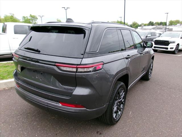 2026 Jeep Grand Cherokee GRAND CHEROKEE SUMMIT 4X4 2026 Jeep Grand Cherokee GRAND CHEROKEE SUMMIT 4X4